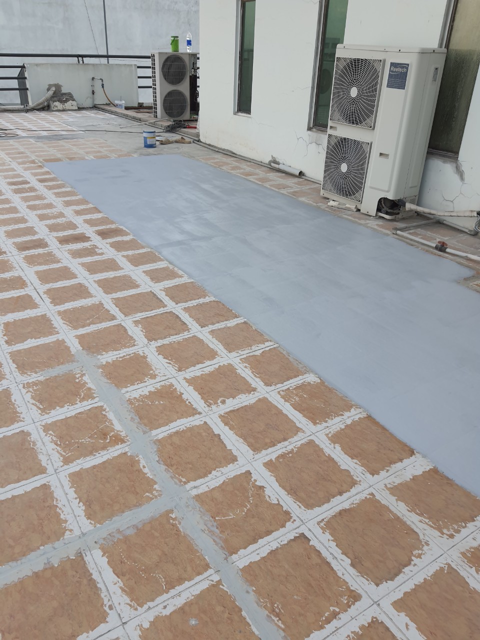 Chống thấm mái bằng vật liệu PU Hải Phòng