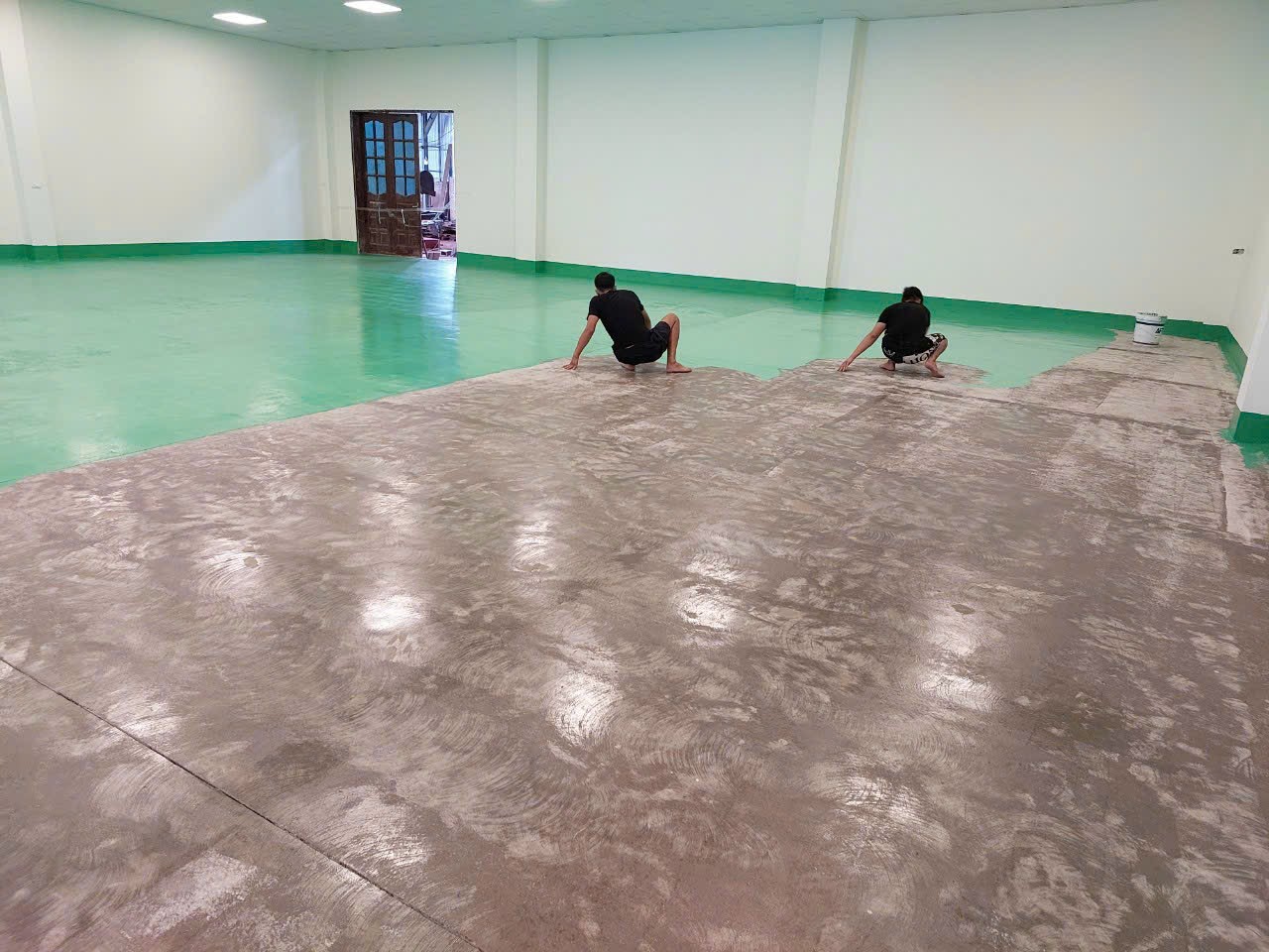 Giá sơn epoxy tự san phẳng tại Hải Phòng